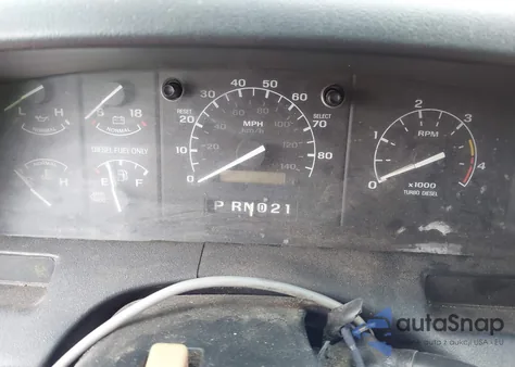 1997 Ford F-350 Xl z USA, uszkodzony, nr VIN 1FTJX35F2VEC26419